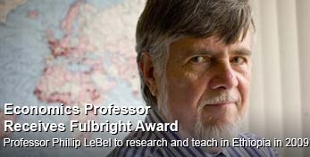 Economics Professor Receives Fullbright Award