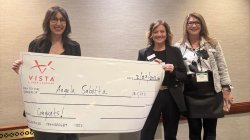 Angela (far left) with representatives from Vista Higher Learning.