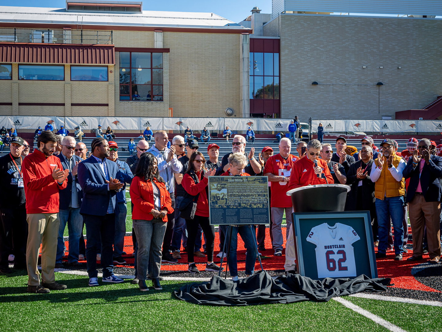 Sam Mills Enshrined Into The Pro Football Hall Of Fame Class Of 2022 –  Press Room - Montclair State University