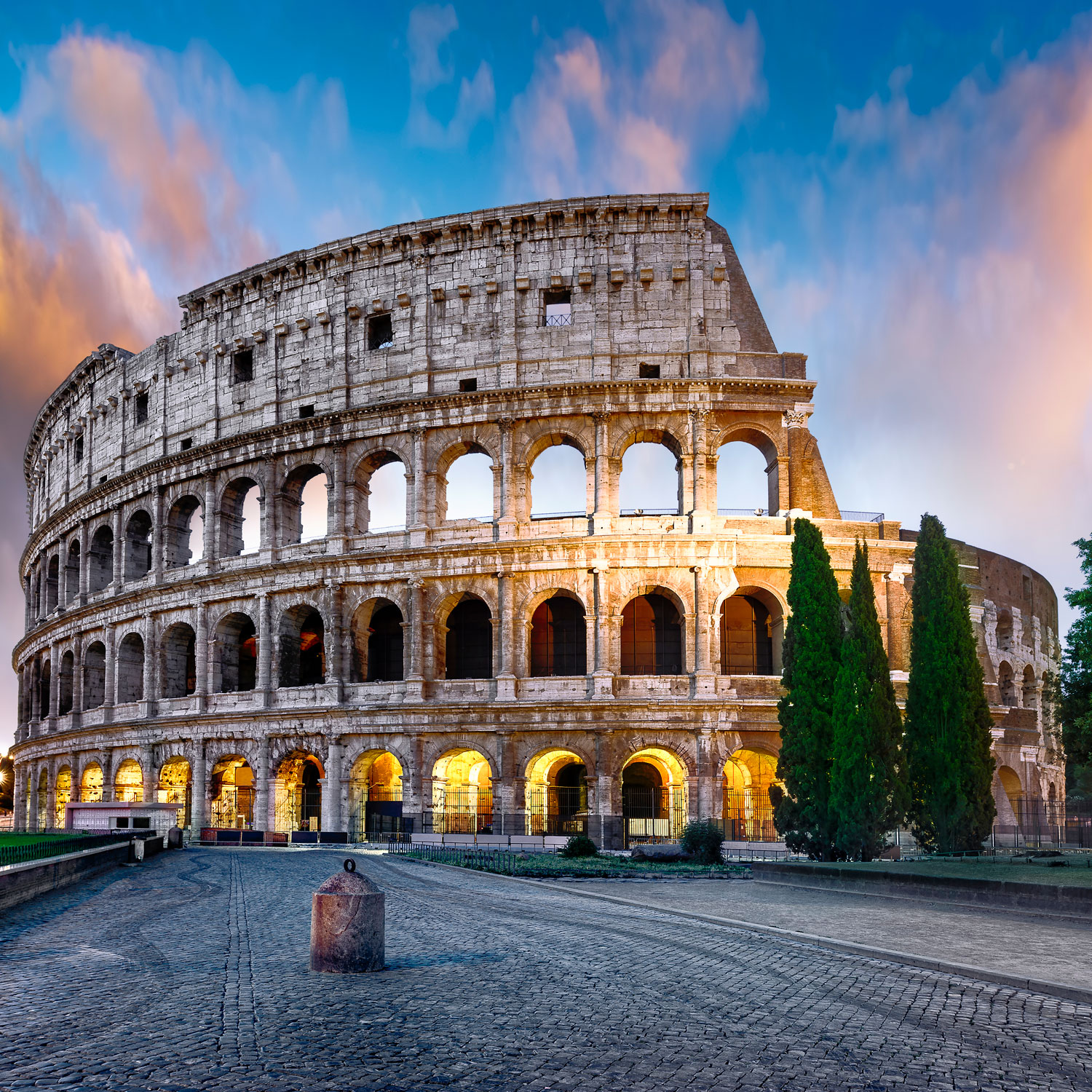 Colosseum building in Rome, Italy