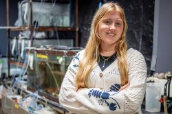 Marine Biology BS/MS student Kelly Witters in a CSAM wet lab