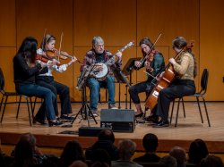 Bela Felck on Stage with Trillium Quartet