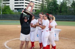 Feature image for Softball Coach Anita Kubicka Wins Highest Honor