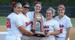 Feature image for Softball Bound for NCAA Championship for 3rd Year